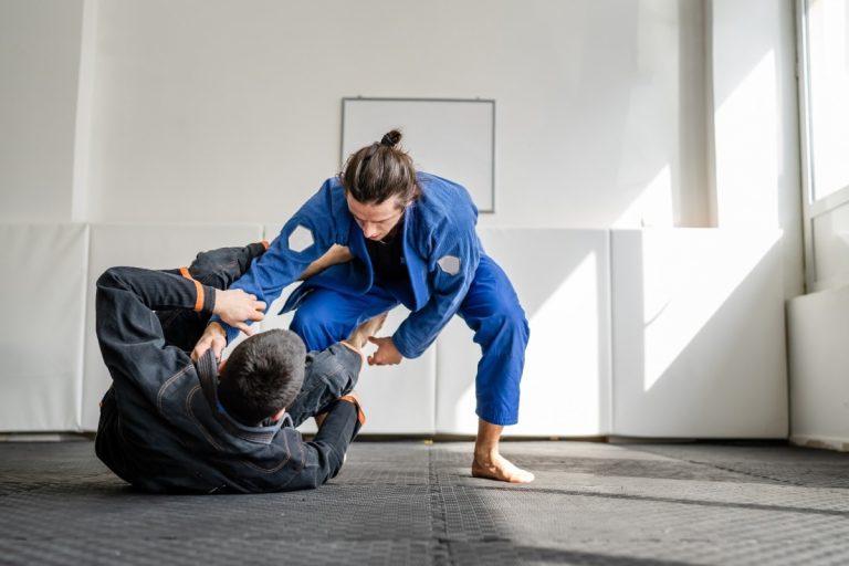 quel-est-le-meilleur-sport-de-combat-pour-debuter