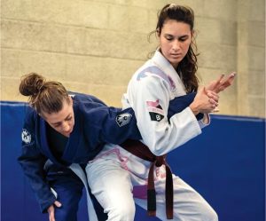 quel-est-le-meilleur-sport-de-combat-pour-une-fille