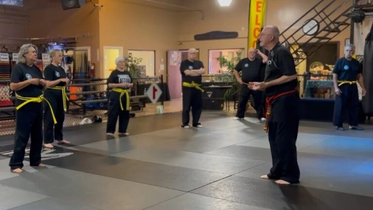 krav-maga-senior